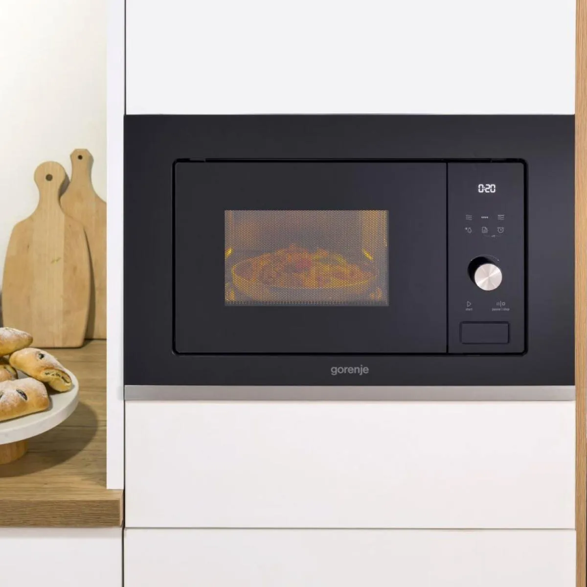 Микроволновая печь Gorenje BMX201AG1BG — фото 10