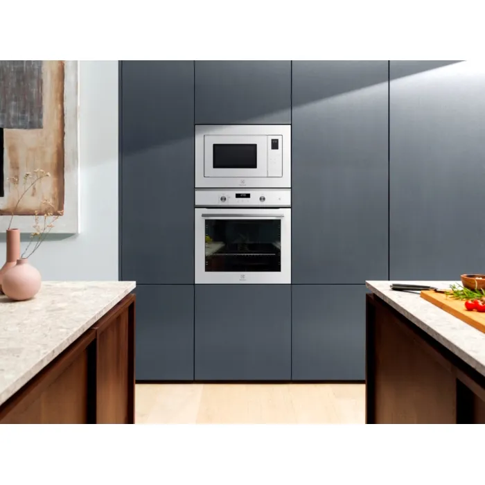 Микроволновая печь Electrolux LMS4253TMW — фото 6