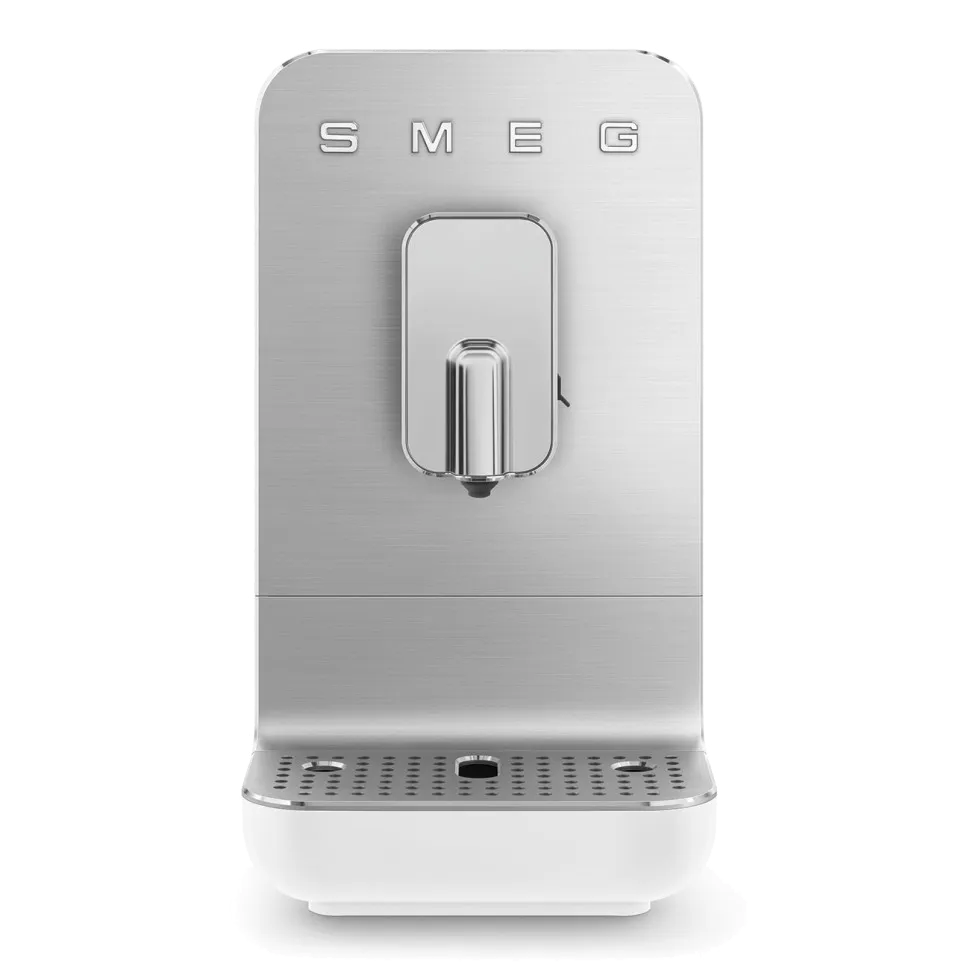 Кофемашина SMEG BCC13WHMEU