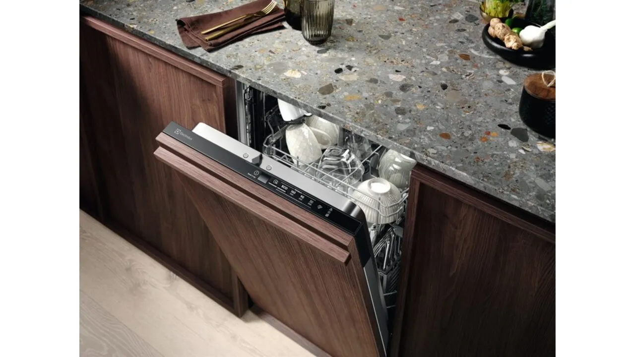Посудомоечная машина Electrolux EEA71210L — фото 3