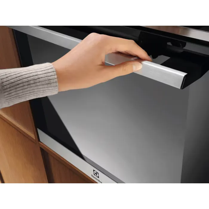 Духовой шкаф Electrolux LOE8P39X — фото 4