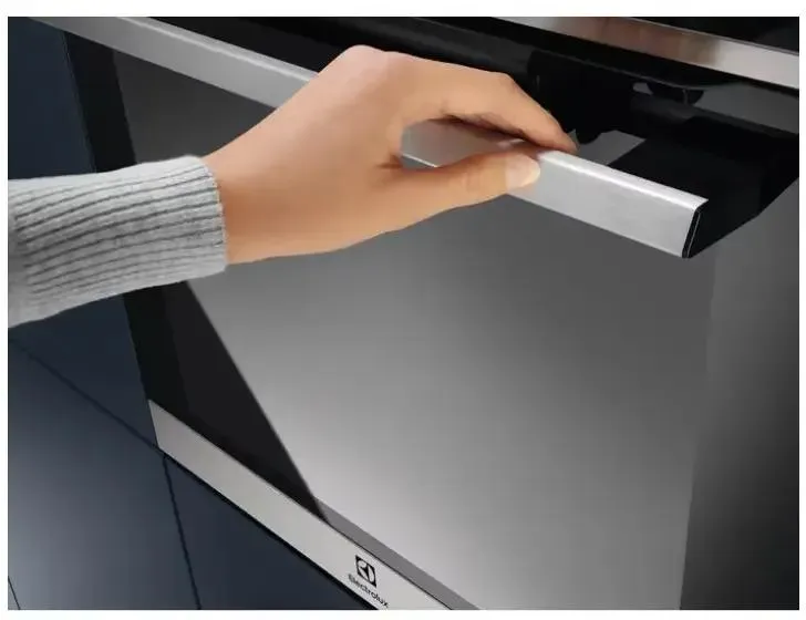 Духовой шкаф Electrolux EOE8P39WX — фото 7
