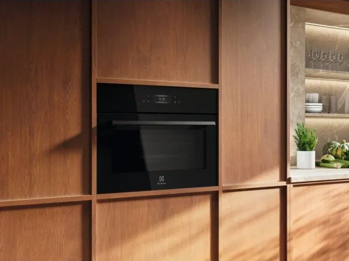 Микроволновая печь Electrolux LVM8E08Z — фото 7